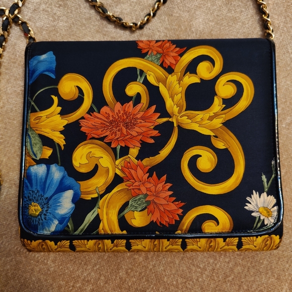 Stuart Weitzman Baroque Print Bag / clutch with braided Metal Chain Strap - Picture 2 of 12